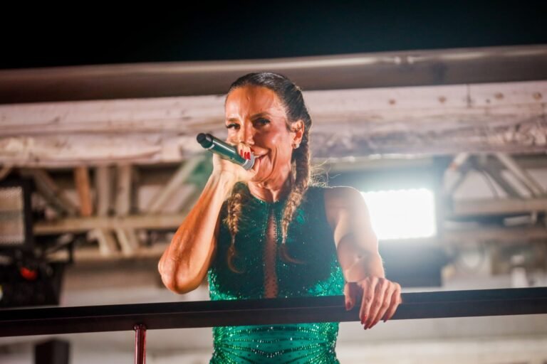 Furacão Veveta puxa multidão de 650 mil pessoas na Avenida Litorânea