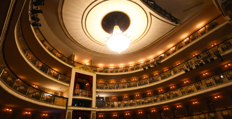 Depois de três décadas, Teatro Arthur Azevedo reabre totalmente reformado para receber público e artistas